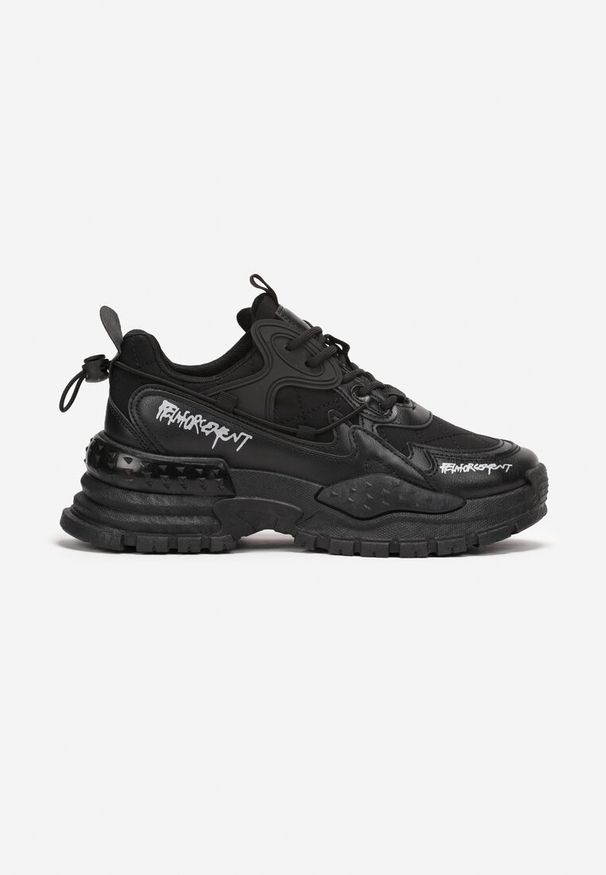Renee - Czarne Sneakersy na Masywnej Podeszwie z Napisami Moisa. Okazja: na spotkanie biznesowe, do pracy, na co dzień. Nosek buta: okrągły. Zapięcie: sznurówki. Kolor: czarny. Wzór: napisy. Materiał: materiał, jeans. Sezon: jesień, wiosna. Obcas: na obcasie. Wysokość obcasa: niski