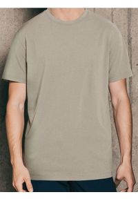 Sinsay - Koszulka basic - beżowy. Kolor: beżowy