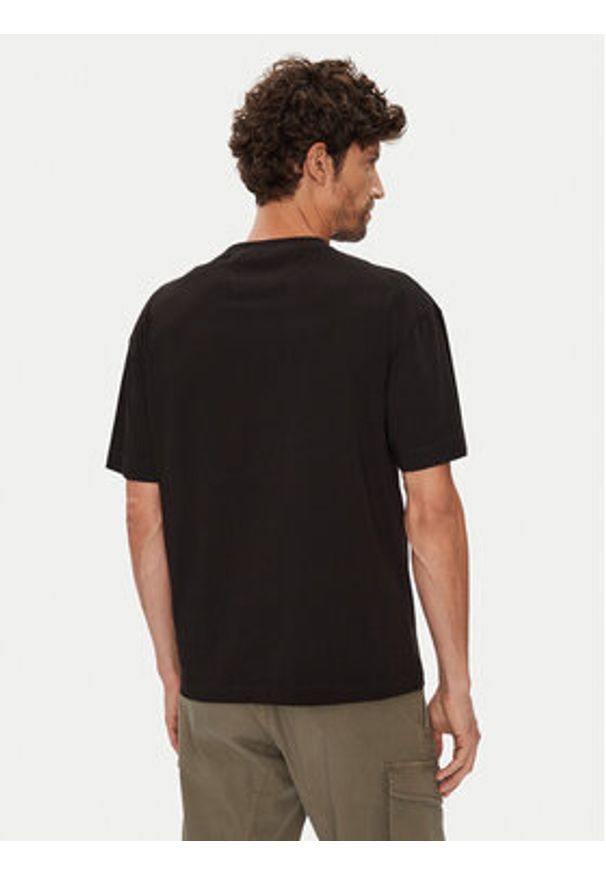 C.P. Company T-Shirt 19CMTS092A005100W Czarny Regular Fit. Kolor: czarny. Materiał: bawełna