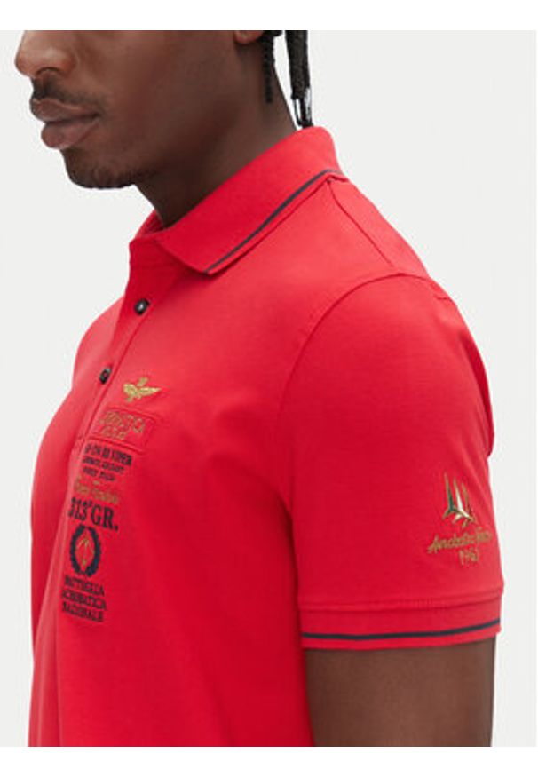 Aeronautica Militare Polo 251PO1853P191 Czerwony Regular Fit. Typ kołnierza: polo. Kolor: czerwony. Materiał: bawełna