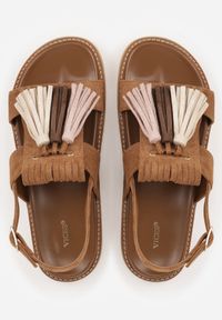 Born2be - Brązowe Sandały VICES Ozdobione Chwostami Rawsaran. Okazja: na co dzień. Zapięcie: sprzączka. Kolor: brązowy. Materiał: jeans, len. Wzór: aplikacja. Styl: boho, casual #6