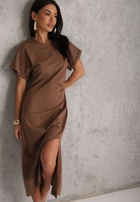 Renee - Brązowa Rozkloszowana Sukienka Zdobiona Drapowaniem w Talii i Rozcięciem Uziola. Okazja: na co dzień. Kolor: brązowy. Wzór: aplikacja. Typ sukienki: proste. Styl: casual #6