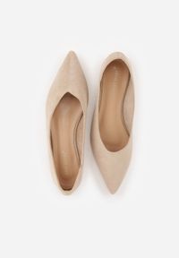 Born2be - Beżowe Balerinki z Imitacji Zamszu z Noskiem w Szpic Egynome. Okazja: na co dzień, na spotkanie biznesowe, do pracy. Kolor: beżowy. Materiał: zamsz. Styl: casual, biznesowy, elegancki #2