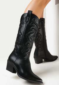 Born2be - Czarne Kozaki Kowbojki z Przeszyciami i Szpiczastym Noskiem Taoi. Nosek buta: szpiczasty. Kolor: czarny #4