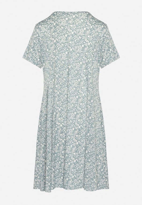 Born2be - Zielona Sukienka w Drobne Kwiatki z Krótkim Rękawem z Wiskozy Cilarnid. Kolor: zielony. Materiał: wiskoza. Długość rękawa: krótki rękaw. Wzór: kwiaty