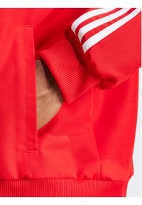 Adidas - adidas Dres 3-Stripes IR8199 Czerwony Regular Fit. Kolor: czerwony. Materiał: syntetyk #6