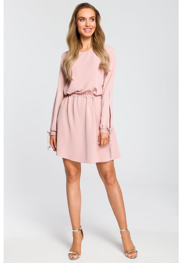 e-margeritka - Sukienka rozkloszowana z długim rękawem różowa - m. Kolor: różowy. Materiał: poliester, elastan, materiał. Długość rękawa: długi rękaw. Styl: elegancki, boho