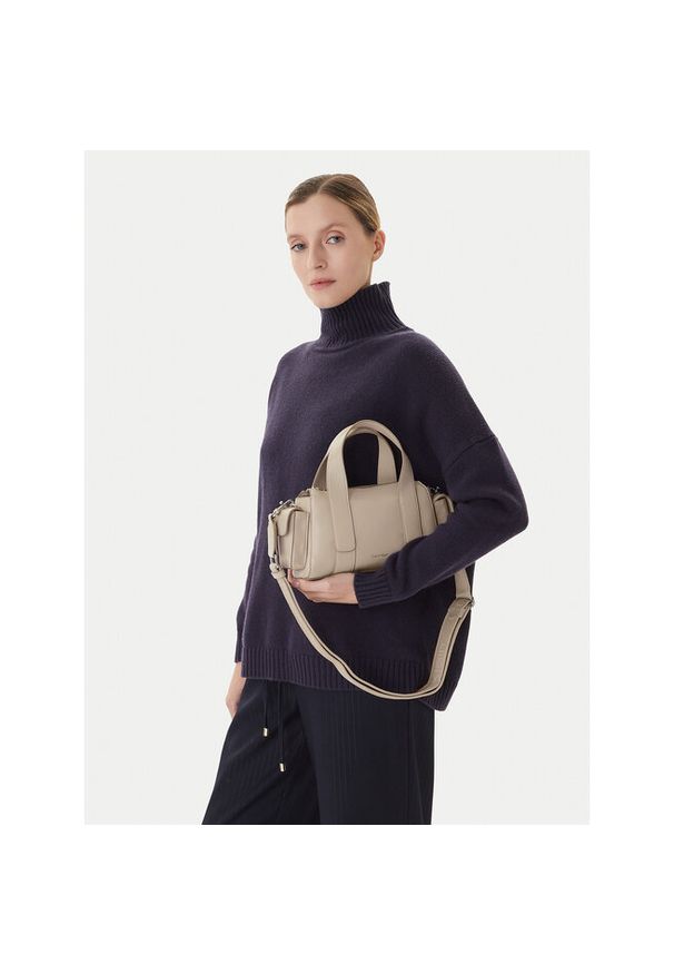 Torebka Calvin Klein. Kolor: fioletowy