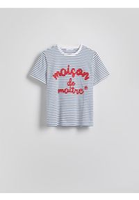 Reserved - T-shirt z haftem - wielobarwny. Materiał: bawełna. Wzór: haft