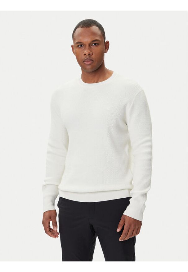 Calvin Klein Sweter LV04LB327G Écru Regular Fit. Materiał: bawełna