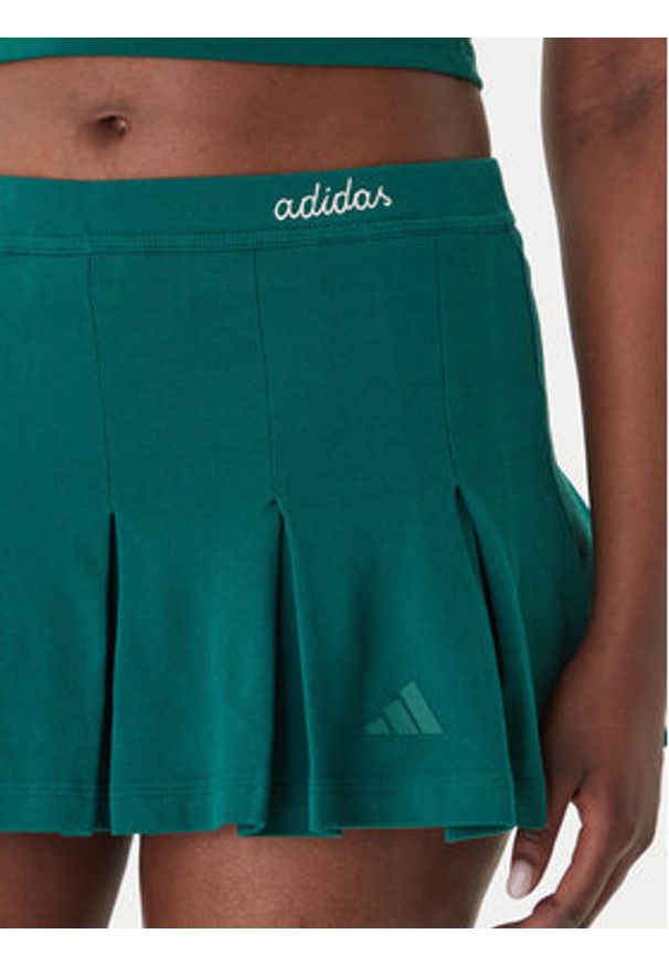 Adidas - adidas Spódnica plisowana Seasonal Essentials Colorpop KC3939 Zielony Loose Fit. Kolor: zielony. Materiał: bawełna