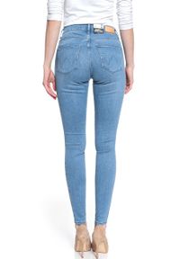 Wrangler - WRANGLER HIGH RISE SKINNY SOFT SKY W27HUS21K. Stan: podwyższony #2