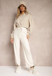 Renee - Beżowe Spodnie o Szerokim Kroju High Waist z Gumką w Pasie Mefinia. Okazja: na co dzień, na imprezę. Stan: podwyższony. Kolor: beżowy. Materiał: satyna. Styl: klasyczny, casual, elegancki, wizytowy #5