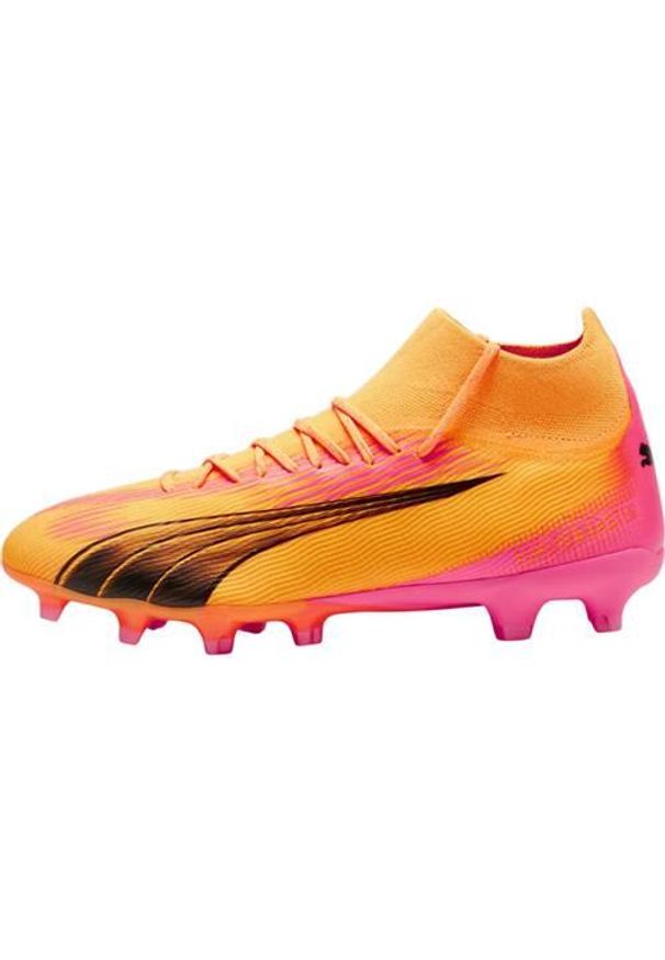 Buty piłkarskie męskie Puma Ultra Pro. Zapięcie: bez zapięcia. Kolor: żółty, czarny, różowy, wielokolorowy. Materiał: materiał, syntetyk. Szerokość cholewki: normalna. Sport: piłka nożna