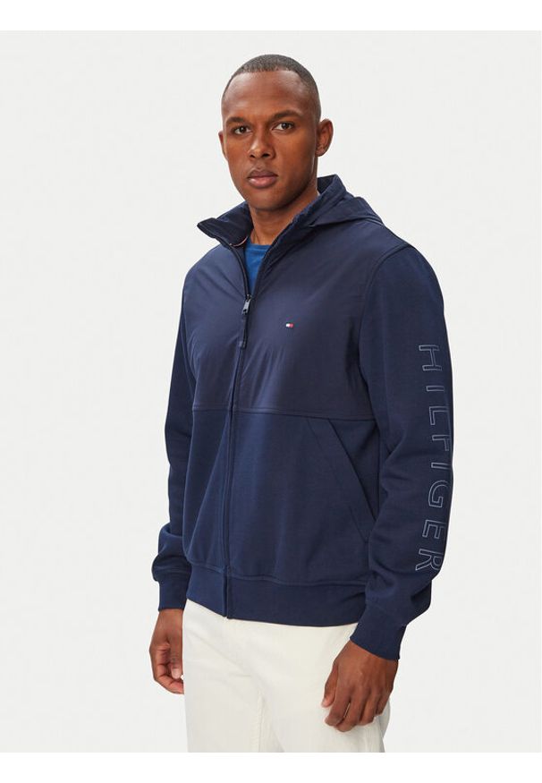 TOMMY HILFIGER - Tommy Hilfiger Kurtka przejściowa MW0MW43443 Granatowy Regular Fit. Kolor: niebieski. Materiał: bawełna