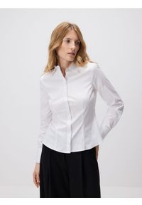 Reserved - Koszula slim fit - biały. Kolor: biały. Materiał: tkanina, bawełna