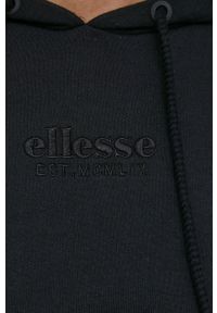 Ellesse bluza bawełniana damska kolor czarny z kapturem z aplikacją SGM14158-LGREEN. Typ kołnierza: kaptur. Kolor: czarny. Materiał: bawełna. Długość rękawa: długi rękaw. Długość: długie. Wzór: aplikacja #2