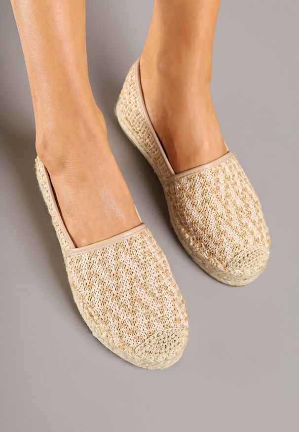 Renee - Beżowe Espadryle z Plecionym Sznurkiem Nimiorra. Okazja: na co dzień. Kolor: beżowy. Sezon: lato. Obcas: na platformie. Styl: casual, klasyczny