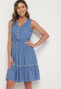 Born2be - Niebieska Sukienka z Wiskozą i Bawełną w Kropki Lilivena. Okazja: na co dzień. Kolor: niebieski. Materiał: bawełna, wiskoza. Wzór: kropki. Styl: elegancki, casual