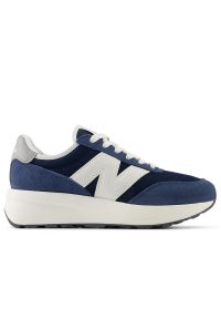 Buty młodzieżowe New Balance GS370AG - granatowe. Kolor: niebieski. Materiał: zamsz, skóra. Szerokość cholewki: normalna. Sezon: lato