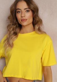 Renee - Żółty T-shirt o Fasonie Cropped Oversize Brighta. Kolor: żółty. Materiał: jeans #2