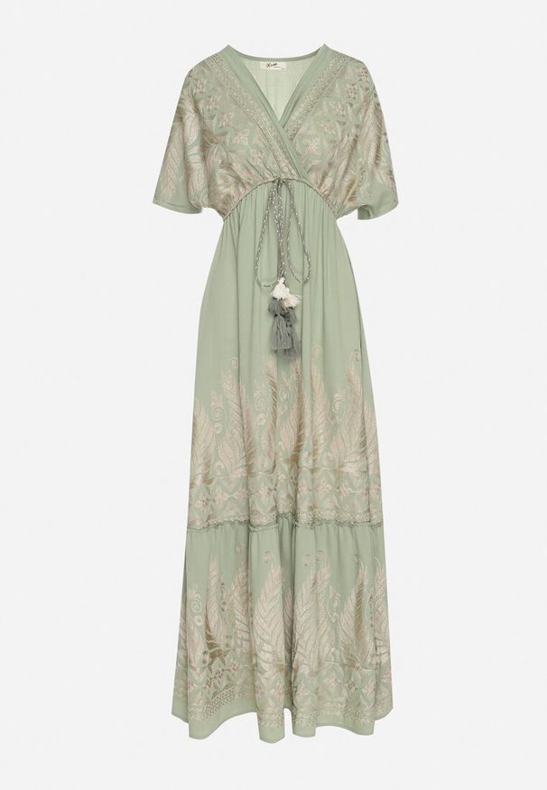 Born2be - Zielona Kopertowa Sukienka z Wiskozy Ozdobiona Frędzlami Redare. Okazja: na co dzień. Typ kołnierza: dekolt w serek. Kolor: zielony. Materiał: wiskoza. Wzór: aplikacja. Typ sukienki: kopertowe. Styl: boho, casual, klasyczny