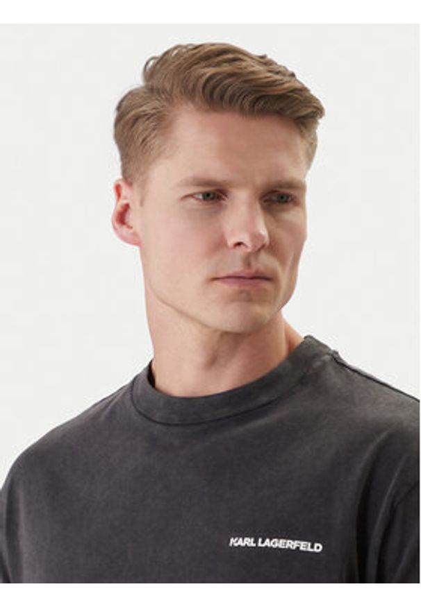 Karl Lagerfeld - KARL LAGERFELD T-Shirt 755171 562256 Szary Loose Fit. Typ kołnierza: dekolt w karo. Kolor: szary. Materiał: bawełna
