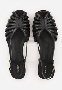 Renee - Czarne Sandały Peep Toe VICES na Płaskiej Podeszwie z Cienkimi Paseczkami Nadalila. Nosek buta: otwarty. Zapięcie: sprzączka. Kolor: czarny. Materiał: skóra. Sezon: lato. Obcas: na płaskiej podeszwie. Wysokość obcasa: niski #8