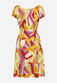 Born2be - Żółto-Fioletowa Rozkloszowana Wiskozowa Sukienka z Ozdobnymi Guzikami i Gumką w Talii Moonweia. Okazja: na spacer, do pracy, na co dzień. Kolor: żółty. Materiał: wiskoza. Typ sukienki: proste. Styl: casual #2