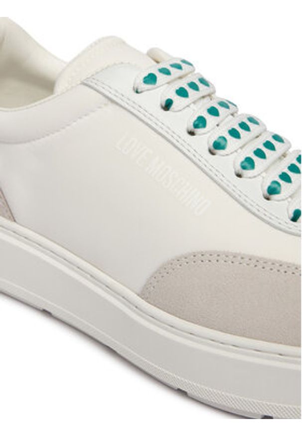 Love Moschino - LOVE MOSCHINO Sneakersy JA15234G1OINB10D Biały. Kolor: biały. Materiał: skóra