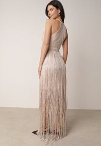 Born2be - Beżowa Koktajlowa Sukienka na Ramiączkach Zdobiona Frędzlami Kelennea. Kolor: beżowy. Długość rękawa: na ramiączkach. Wzór: aplikacja. Typ sukienki: dopasowane. Styl: wizytowy #5