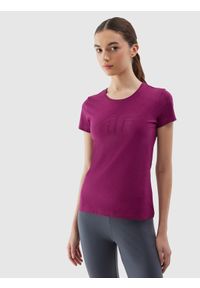 4f - T-shirt slim z nadrukiem damski - fioletowy. Okazja: na co dzień. Kolor: fioletowy. Materiał: bawełna, elastan, materiał, jersey, dzianina. Długość rękawa: krótki rękaw. Długość: krótkie. Wzór: nadruk. Styl: casual, sportowy #1