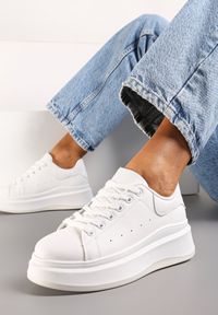 Renee - Białe Sznurowane Sneakersy z Imitacji Skóry na Platformie Filamena. Kolor: biały. Materiał: skóra. Obcas: na platformie #6