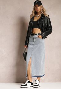 Renee - Jasnoniebieska Ołówkowa Spódnica Jeansowa z Paskiem w Komplecie Olvane. Kolor: niebieski. Materiał: jeans