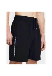 Spodnie treningowe męskie Under Armour 1383356001. Kolor: wielokolorowy. Materiał: poliester. Długość: krótkie #1