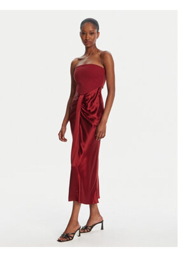 STAUD Sukienka koktajlowa Wayfaaring R24F2160PS Czerwony Slim Fit. Kolor: czerwony. Materiał: satyna. Styl: wizytowy