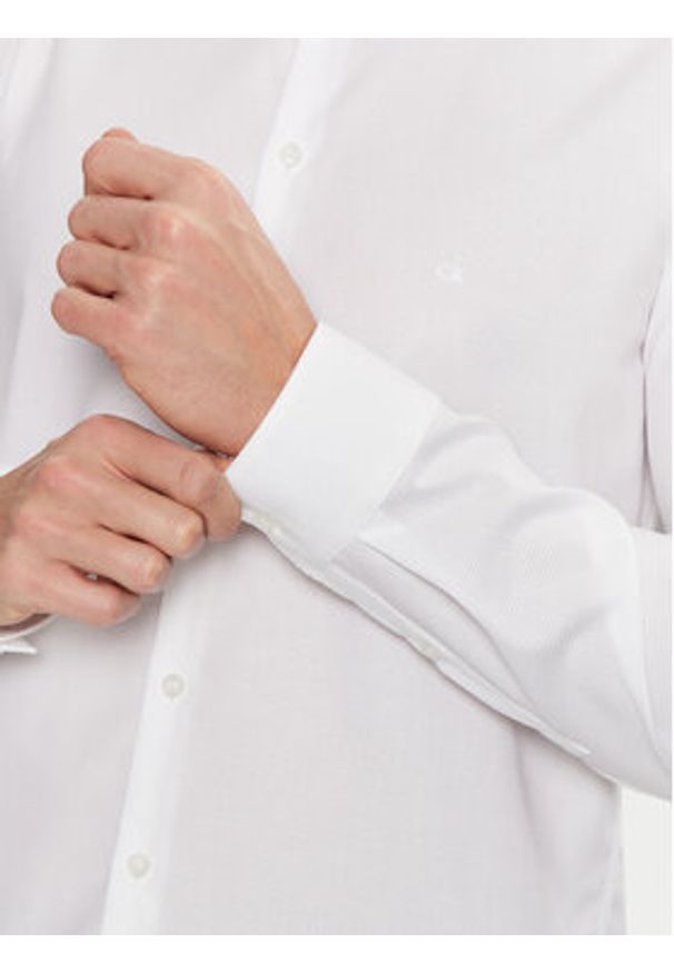 Calvin Klein Koszula Non Iron Tonal Strct Slim Shirt K10K113848 Biały Regular Fit. Kolor: biały. Materiał: bawełna