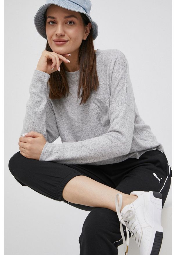 Roxy sweter damski kolor szary. Kolor: szary. Materiał: dzianina. Długość rękawa: długi rękaw. Długość: długie. Wzór: gładki