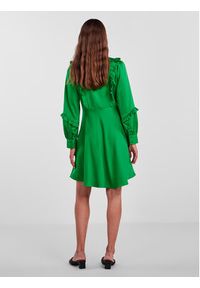YAS Sukienka codzienna Ferini 26028182 Zielony Regular Fit. Okazja: na co dzień. Kolor: zielony. Materiał: syntetyk. Typ sukienki: proste. Styl: casual