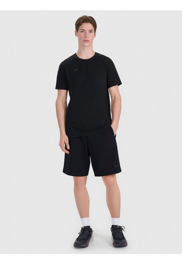 4f - 4F T-shirt regular z nadrukiem męski - czarny XXL. Okazja: na co dzień. Kolor: czarny. Materiał: jersey, materiał, bawełna. Długość rękawa: krótki rękaw. Długość: krótkie. Wzór: nadruk. Styl: klasyczny, sportowy, casual