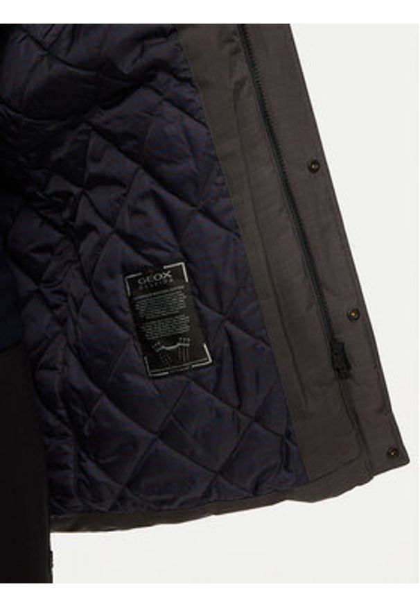 Geox Kurtka zimowa Dolomia M4620M T3162 F9821 Szary Regular Fit. Kolor: szary. Materiał: syntetyk. Sezon: zima