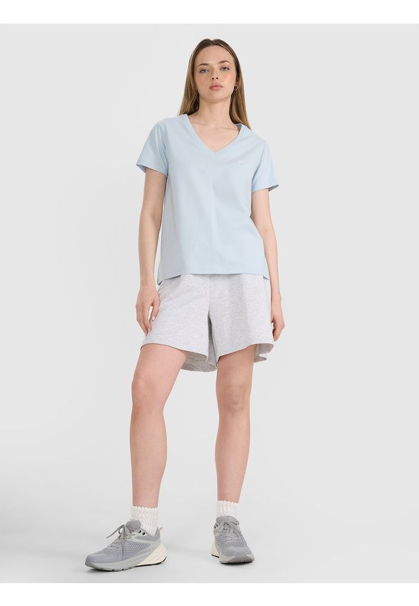 4f - 4F T-shirt oversize gładki damski - niebieski XXL. Okazja: na co dzień. Typ kołnierza: dekolt w serek. Kolor: niebieski. Materiał: bawełna, jersey, dzianina, tkanina. Długość rękawa: krótki rękaw. Długość: krótkie. Wzór: gładki. Styl: sportowy, klasyczny, casual