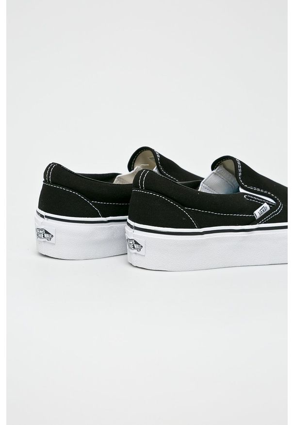Vans - Tenisówki Classic Slip-On. Nosek buta: okrągły. Zapięcie: bez zapięcia. Kolor: czarny