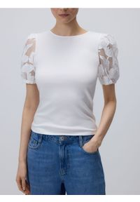Reserved - Bluzka z dodatkiem modalu - biały. Kolor: biały. Materiał: dzianina, bawełna