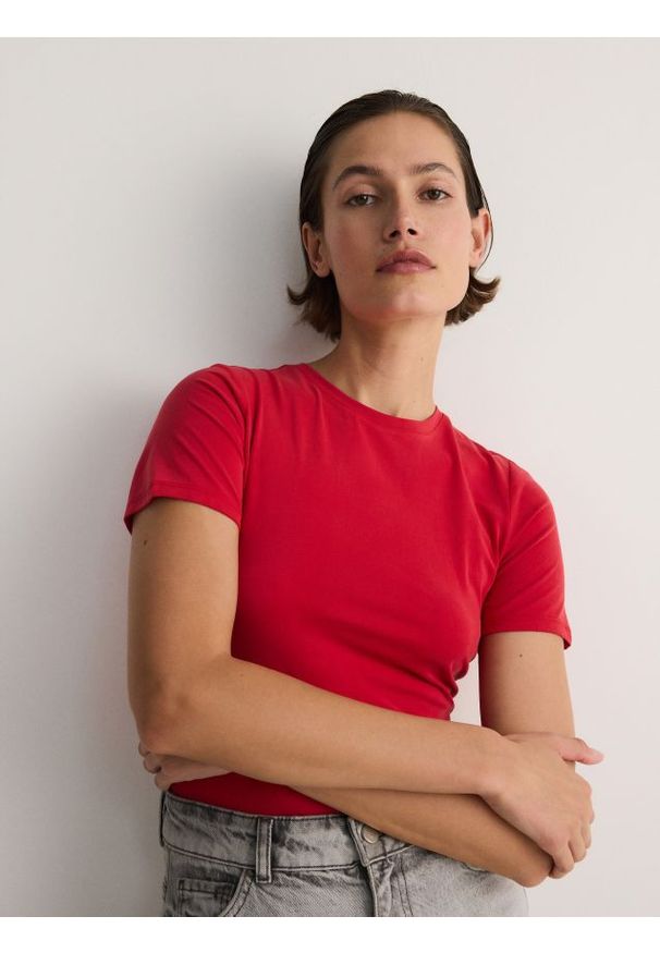Reserved - T-shirt z modalem - czerwony. Kolor: czerwony. Materiał: dzianina