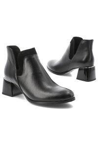 Czarne Botki Armodo Eleganckie Obuwie Damskie. Okazja: na co dzień. Kolor: czarny. Materiał: skóra. Szerokość cholewki: normalna. Obcas: na obcasie. Styl: elegancki. Wysokość obcasa: średni #4