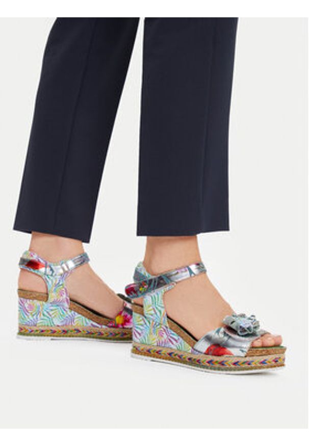 Laura Vita Espadryle Hacdeo 09 Srebrny. Kolor: srebrny. Materiał: skóra