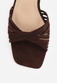 Renee - Brązowe Sandały VICES Eleganckie z Ozdobnymi Paseczkami na Słupku Dalea. Okazja: na randkę, na imprezę. Kolor: brązowy. Materiał: satyna. Obcas: na słupku. Styl: elegancki #4