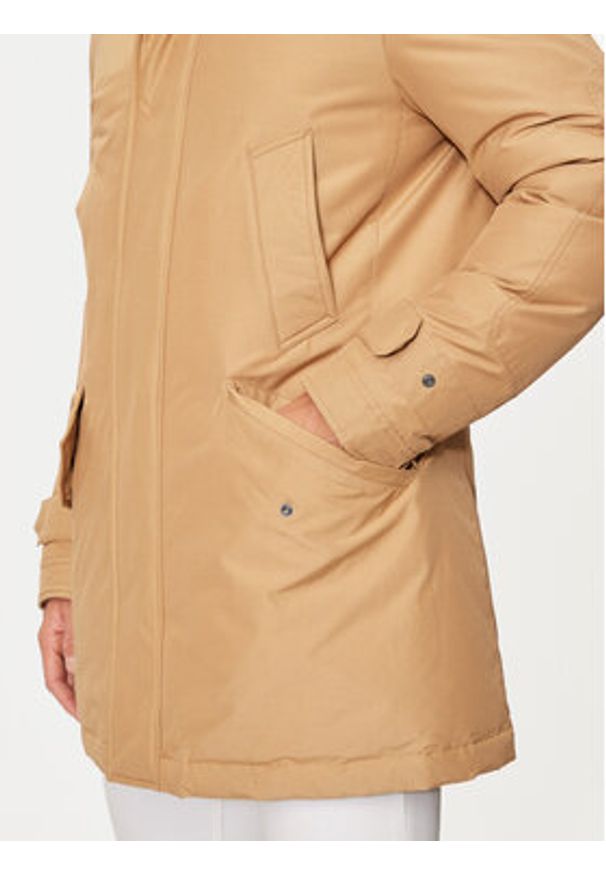 Woolrich Kurtka puchowa CFWOOU0487MRUT0001 Beżowy Regular Fit. Kolor: beżowy. Materiał: syntetyk
