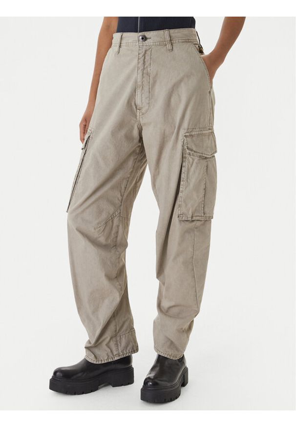 G-Star RAW - G-Star Raw Spodnie materiałowe D28756-D388 Beżowy Boyfriend Fit. Kolor: beżowy. Materiał: bawełna